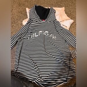 Tommy Hilfiger strip pull over
